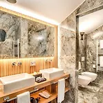 Dbh - Boutique Hotel 4*