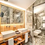 Dbh - Boutique Hotel Como