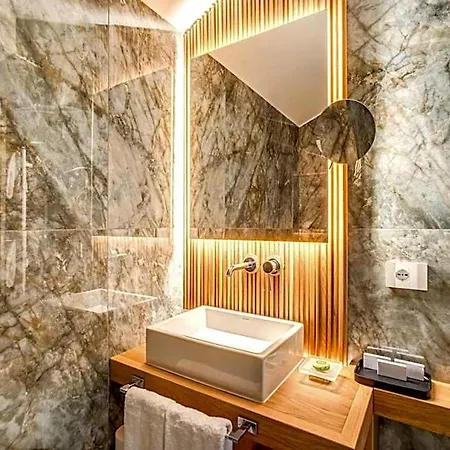 Dbh - Boutique Hotel Como