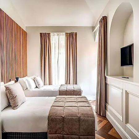 Hotel Dbh - Boutique 4*