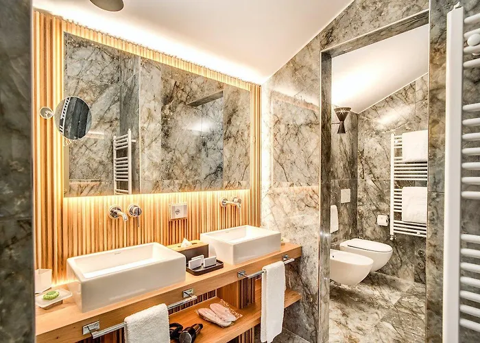 Dbh - Boutique Hotel 4*