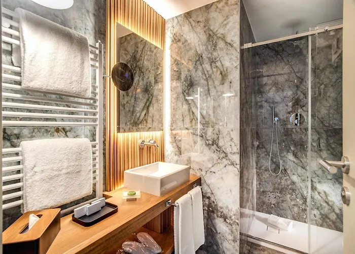 Dbh - Boutique Hotel