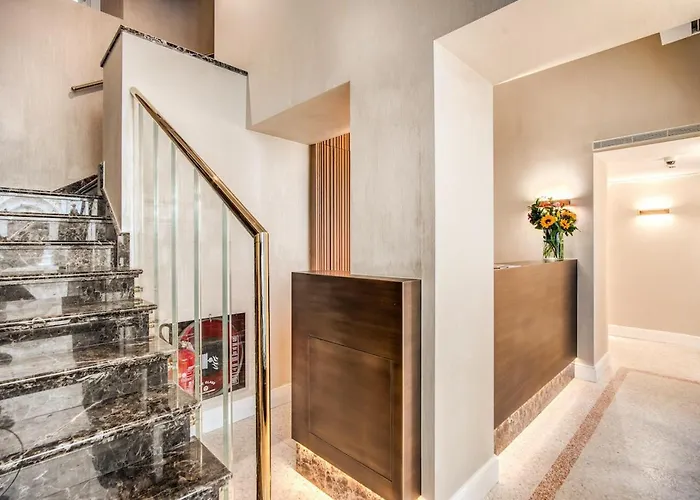 Dbh - Boutique 4* Como