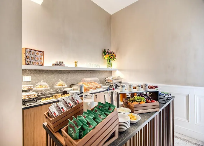 Dbh - Boutique 4* Como