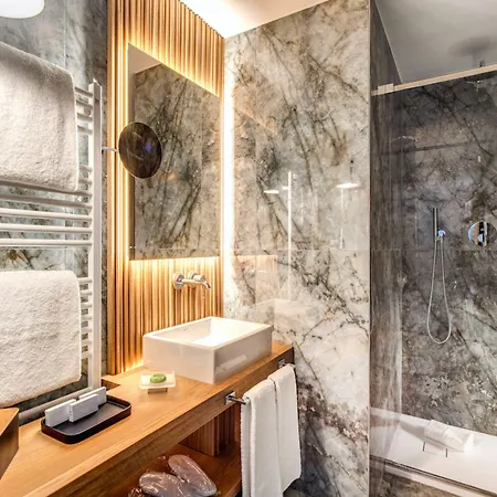Dbh - Boutique Hotel